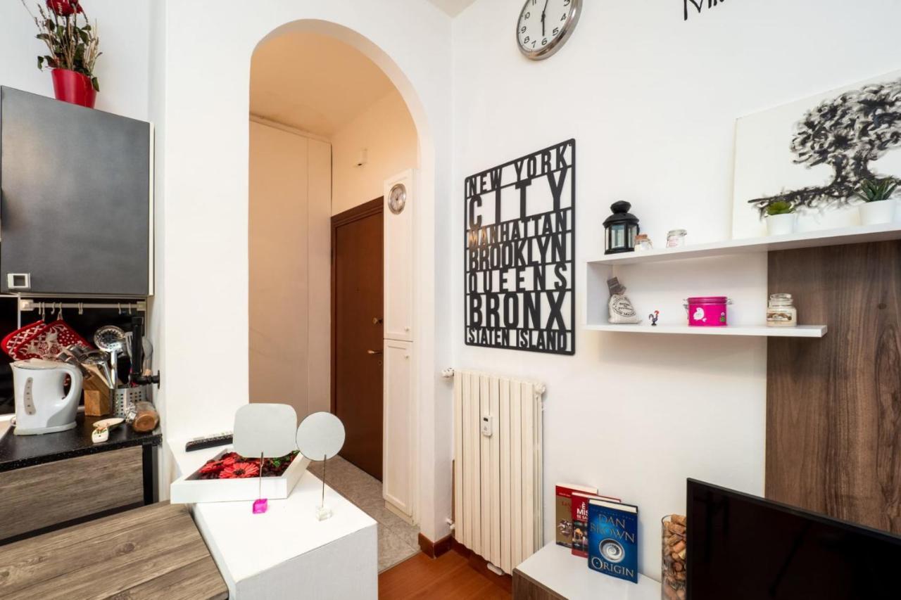 Navigli Apartment- Hosted By Sweetstay 밀라노 외부 사진