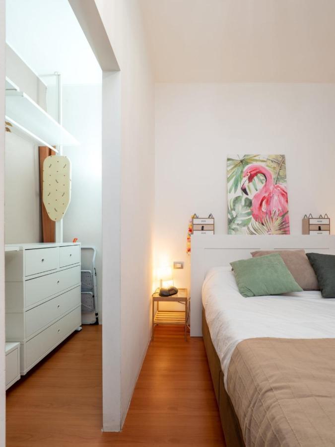 Navigli Apartment- Hosted By Sweetstay 밀라노 외부 사진
