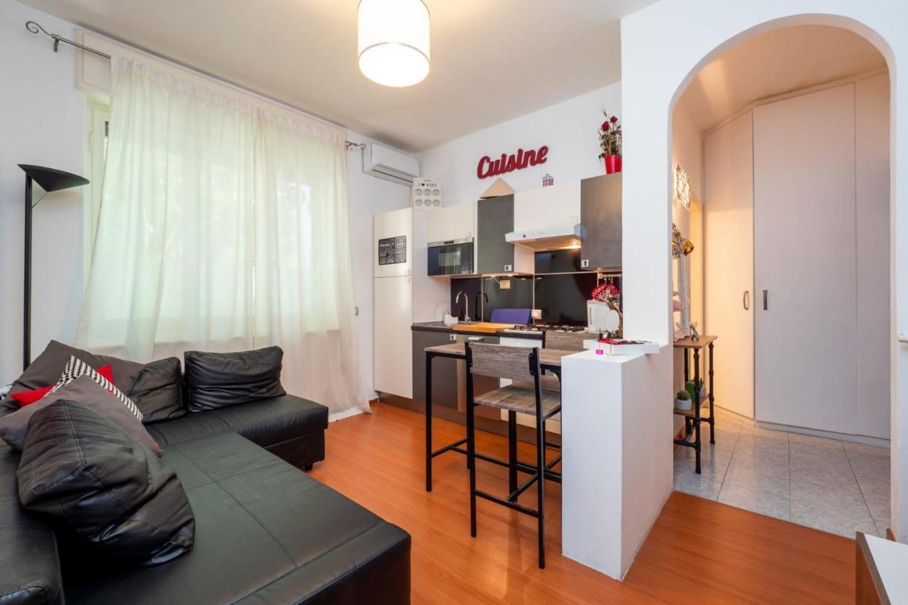 Navigli Apartment- Hosted By Sweetstay 밀라노 외부 사진